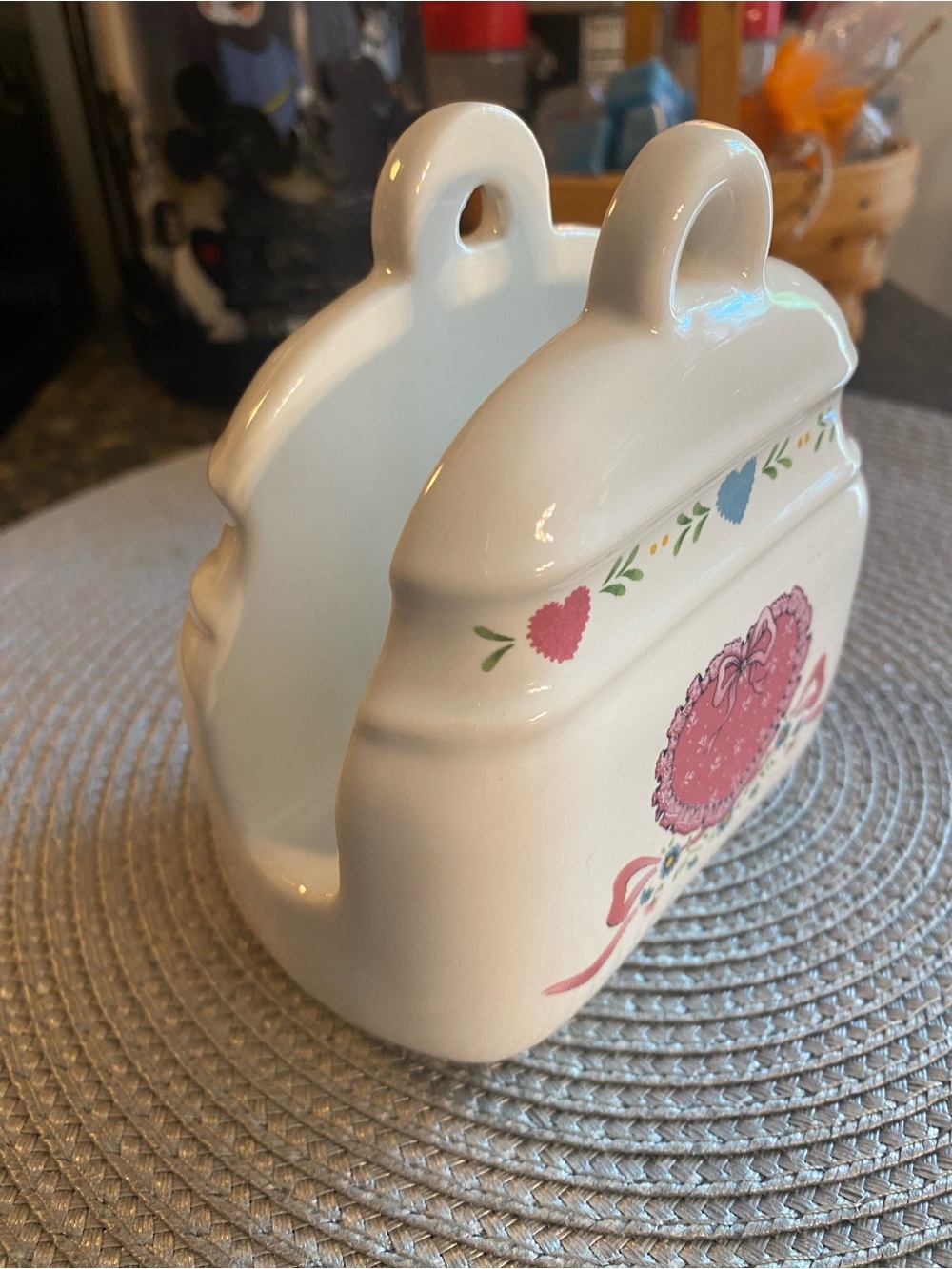 Vintage 80s Cottagecore Ceramic Napkin Holder Country Heart Bow Grannycore Caddy - Picture 3 of 14